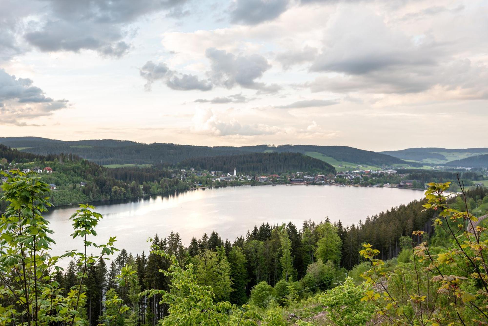 Ferienwohnung Sonnenglueck Mit Grosszuegigem Suedbalkon レンツキルヒ エクステリア 写真