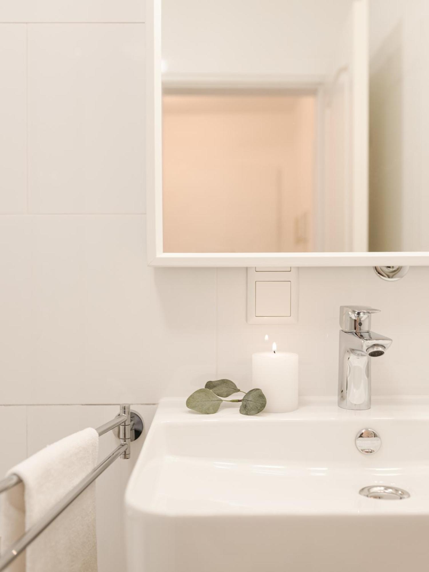 Ferienwohnung Sonnenglueck Mit Grosszuegigem Suedbalkon レンツキルヒ エクステリア 写真